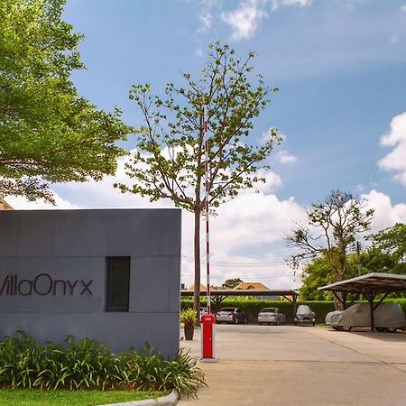 Onyx Villas By Tropiclook Nai Harn Eksteriør billede